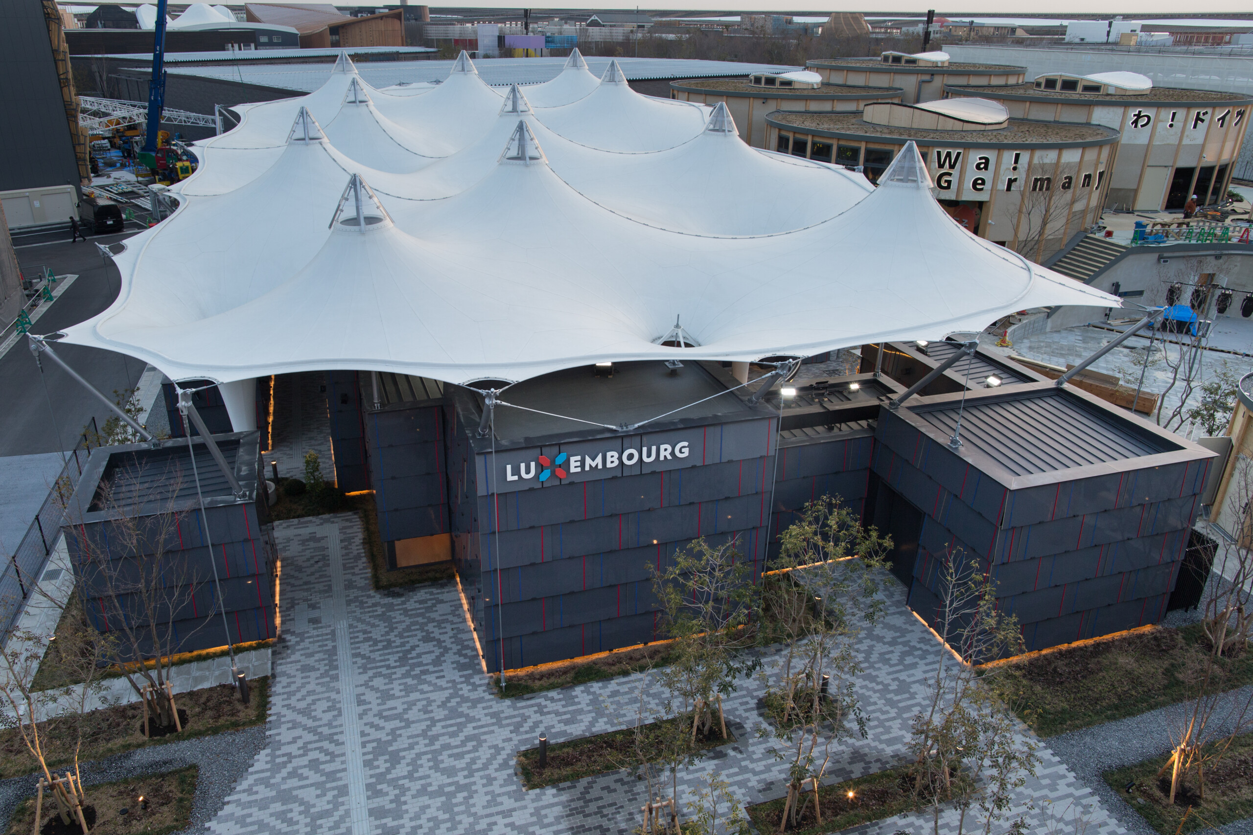 Le pavillon luxembourgeois porte le nom japonais Doki Doki, ce qui signifie « cœur battant » et veut avant tout communiquer de la joie et de l’enthousiasme. (crédit : GIE Luxembourg @Expo 2025 Osaka - Ondrej Piry)
