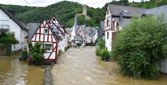 Klimafit in die Zukunft: Drees & Sommer unterstützt den Landkreis Cochem-Zell bei der Anpassung an Extremwetter