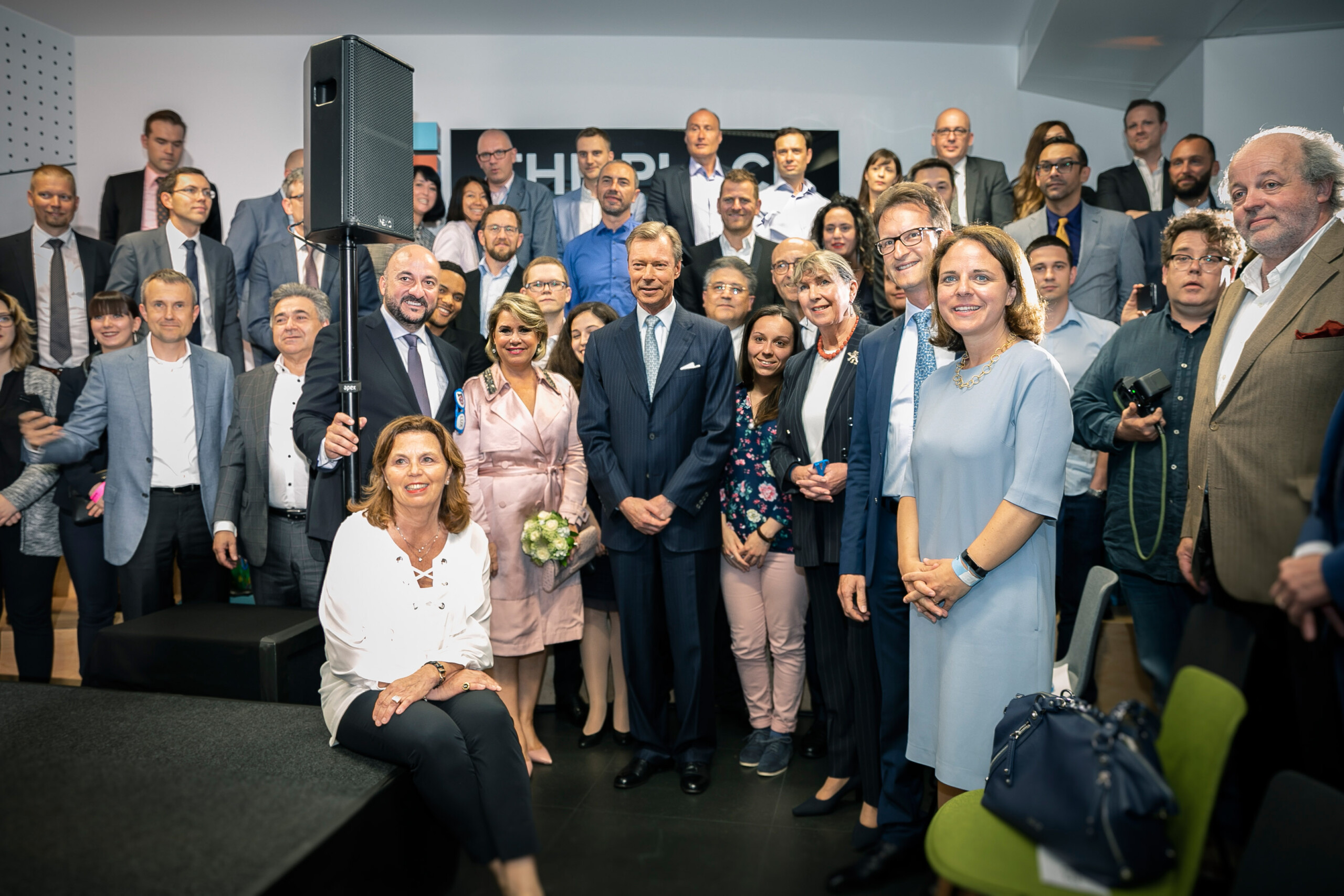 Les 500 invités découvrent les quelque 6.000 m2 de la HoST lors de la cérémonmie d'ouverture (crédit: Vincent Remy)