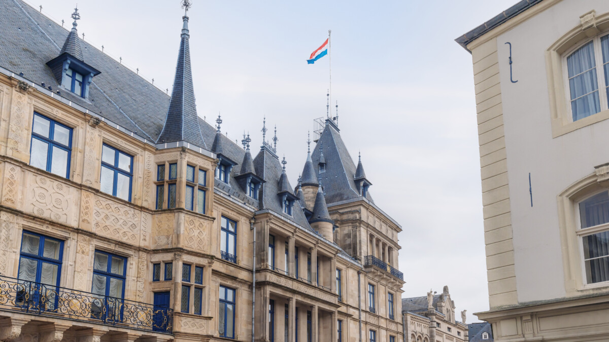 Comment devenir «Fournisseur de la Cour» ?