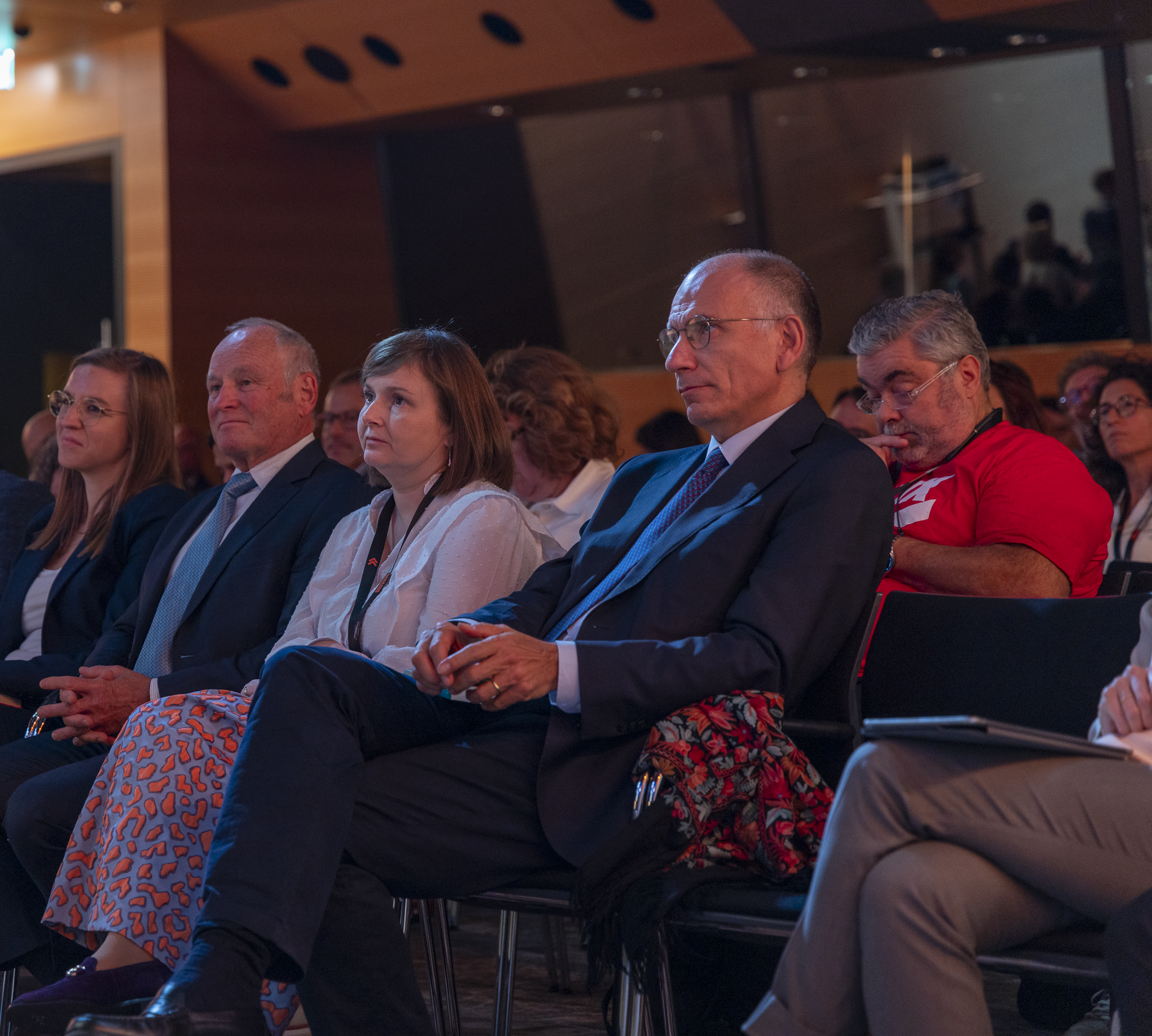 Enrico Letta a suivi avec intérêt la séquence dédiée à Laurence Tubiana (crédit : Charly Petit/Chambre de Commerce).