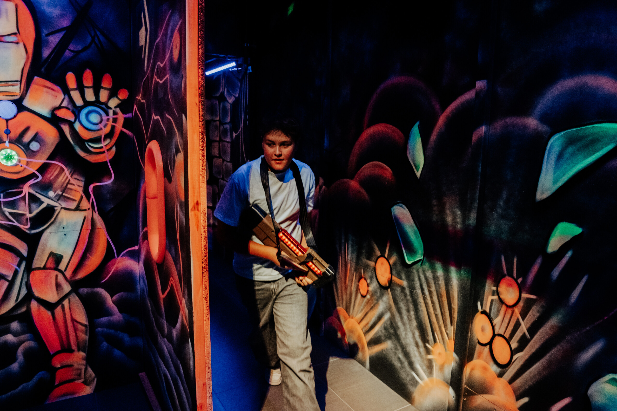 Les adpetes de laser-game évolueront dans un univers dédié aux super-héros (crédit : Lucas Shiffler)