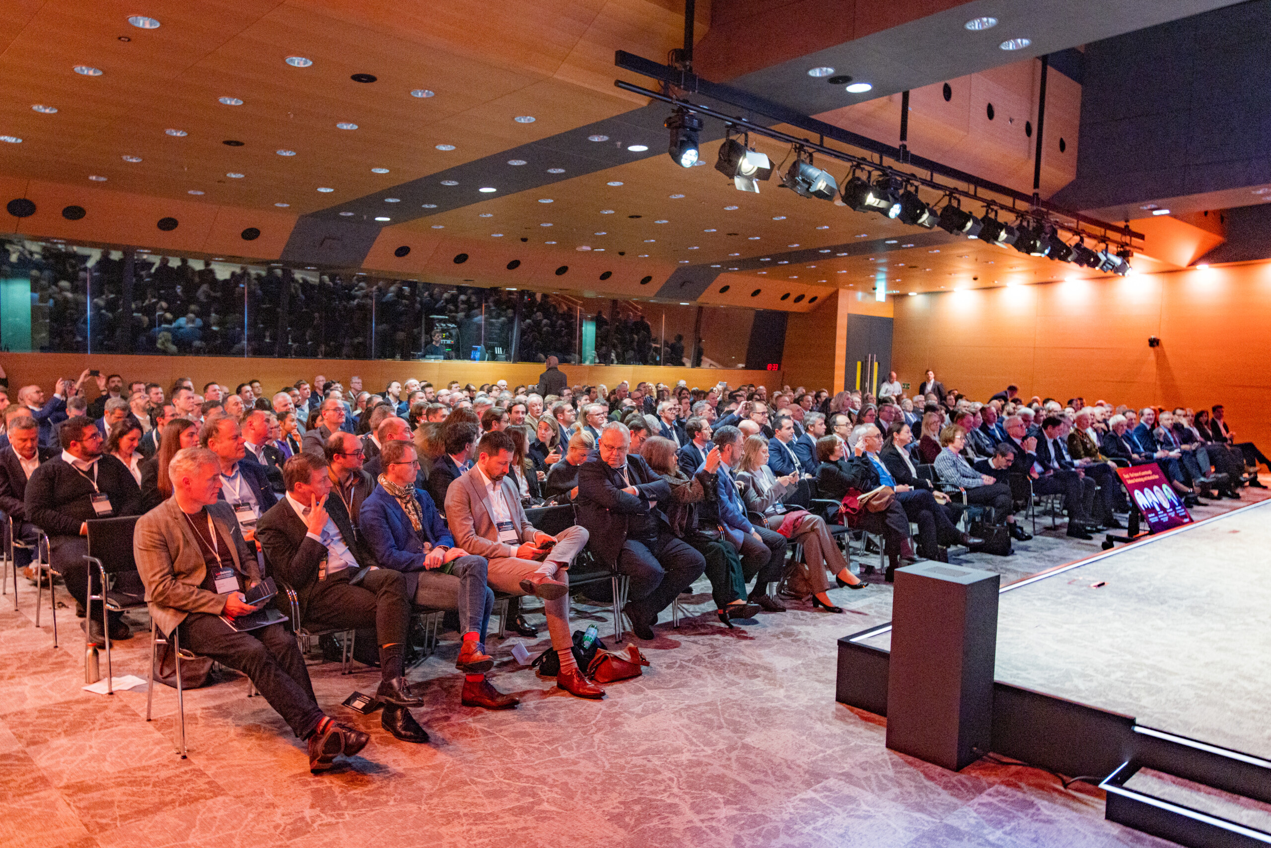 Preuve de l'intérêt suscité par LuxDefence, le lancement de l'association a fait salle comble. 