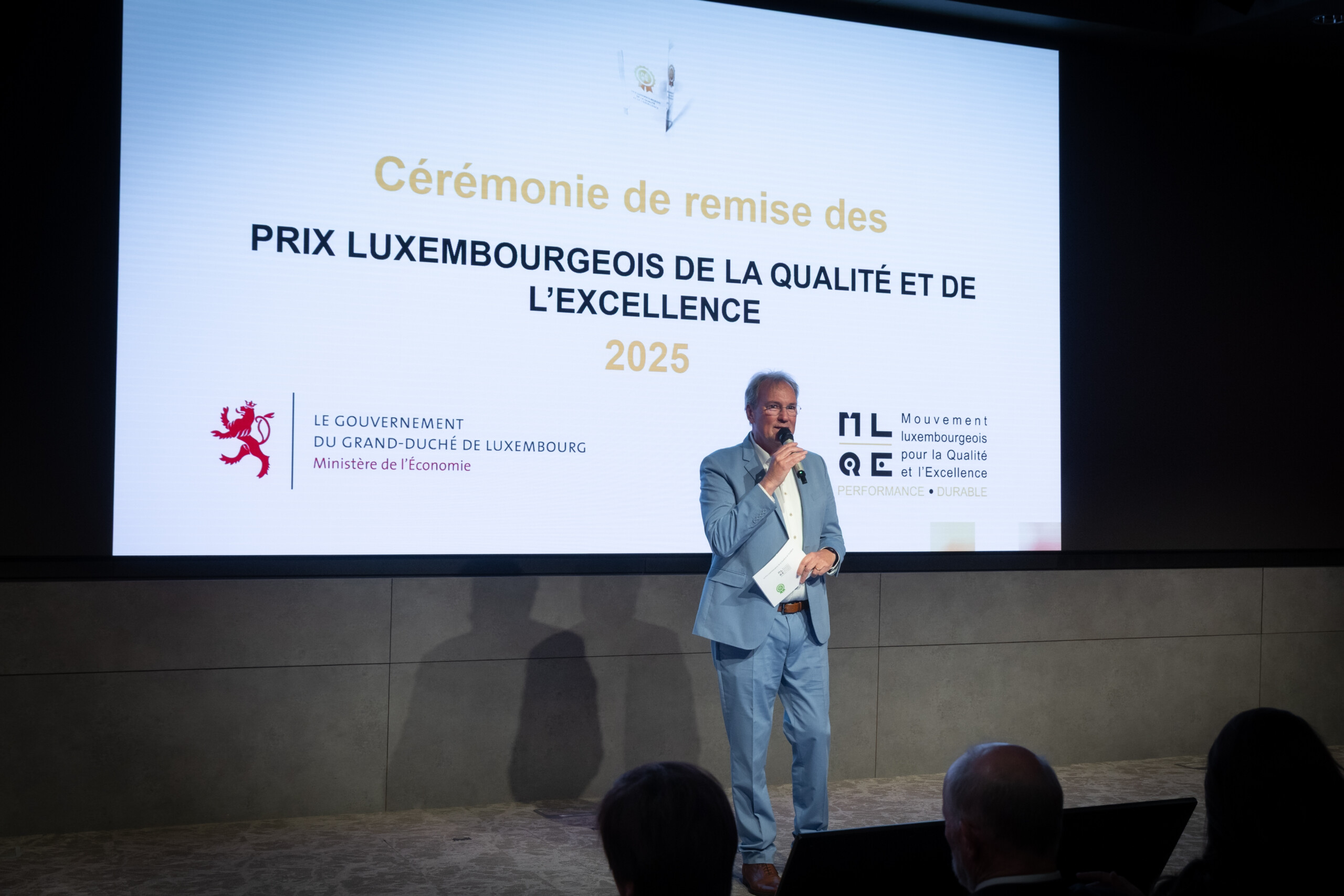 La remise des prix, conduite par Camille Ney