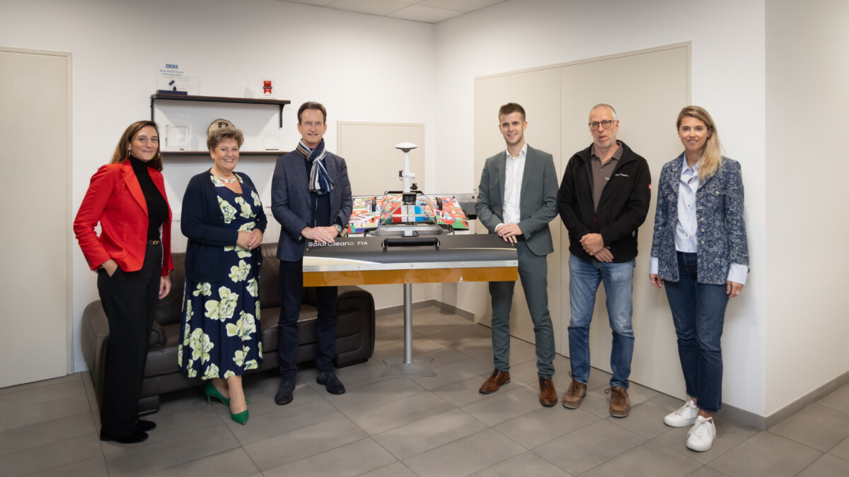 Solarcleano : de brillants robots !