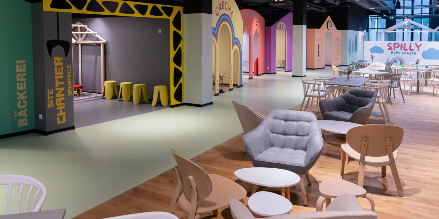 Espace Spilly, espace de jeu pour enfants où sont réunies des petites échoppes (crèche, chantier, restaurant, ....)