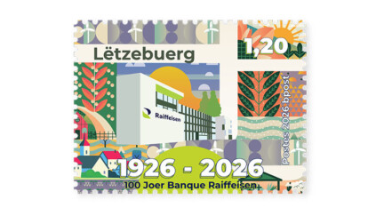 Timbre de 1.20 eur, représentant un dessin des bâtiments Raiffeisen et les inscritpions 1926-2026