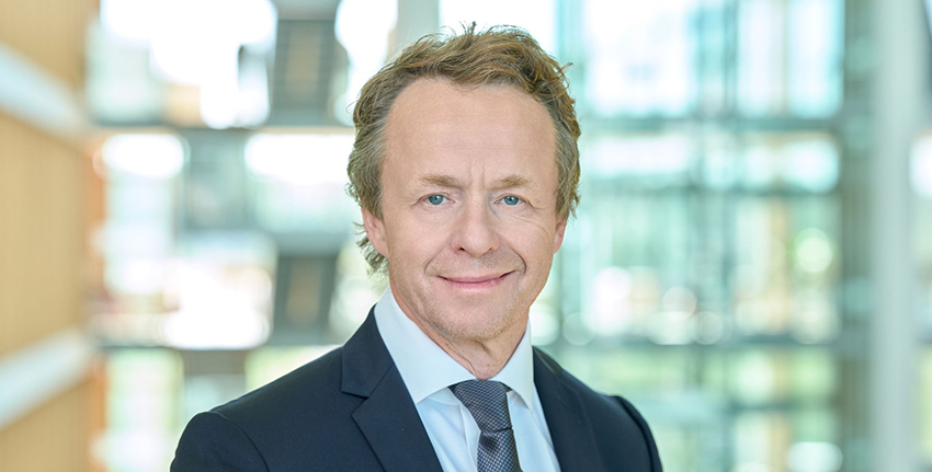 Asset managers expand global reach as cross-border registrations hit new peak