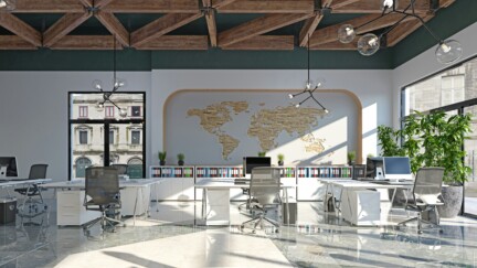 Grande carte du monde murale au fond d'un bureau moderne