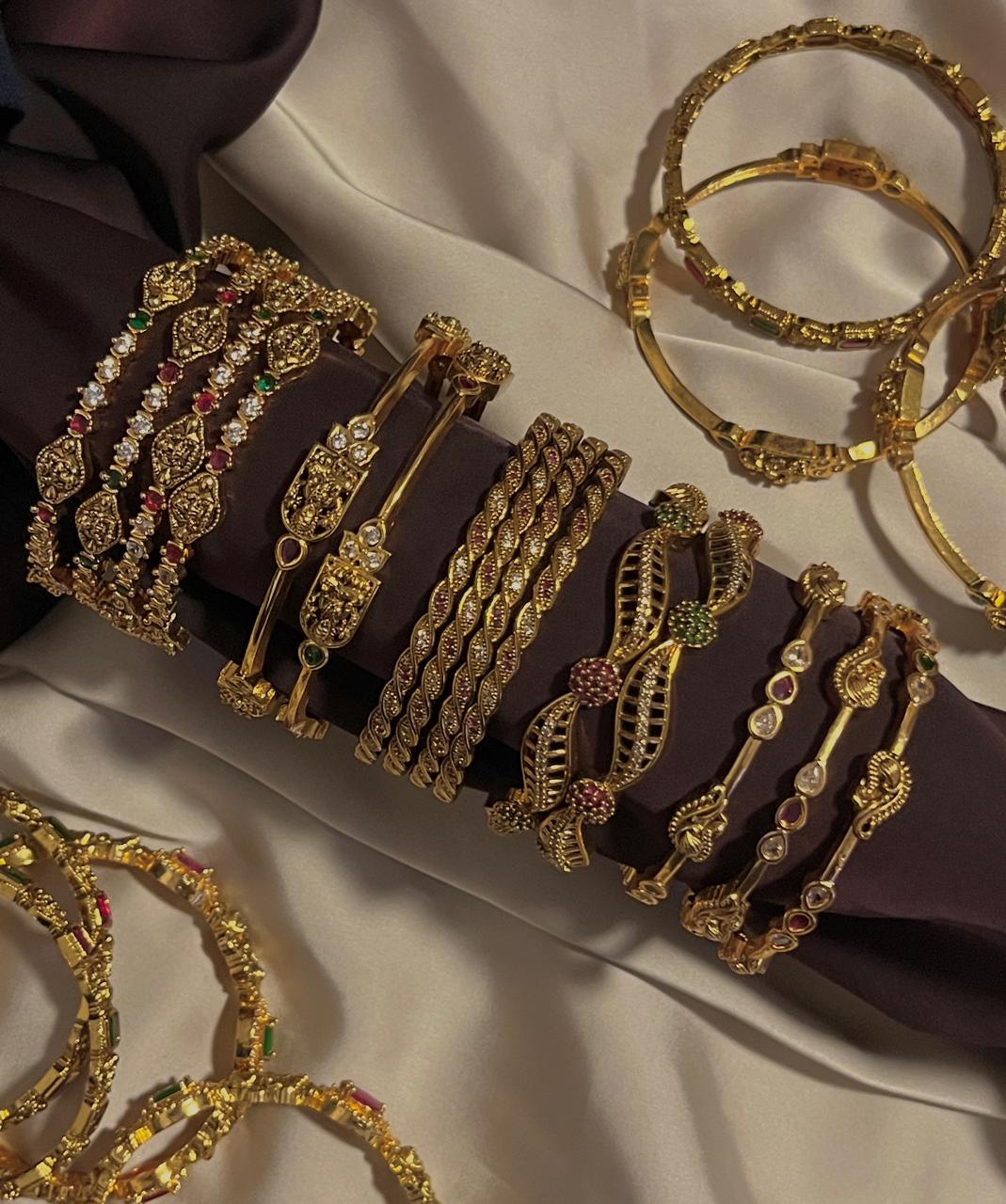 Shaleen products are made in India by skilled Indian artisans whose techniques and traditions have been passed down through generations (copyright : Shaleen)