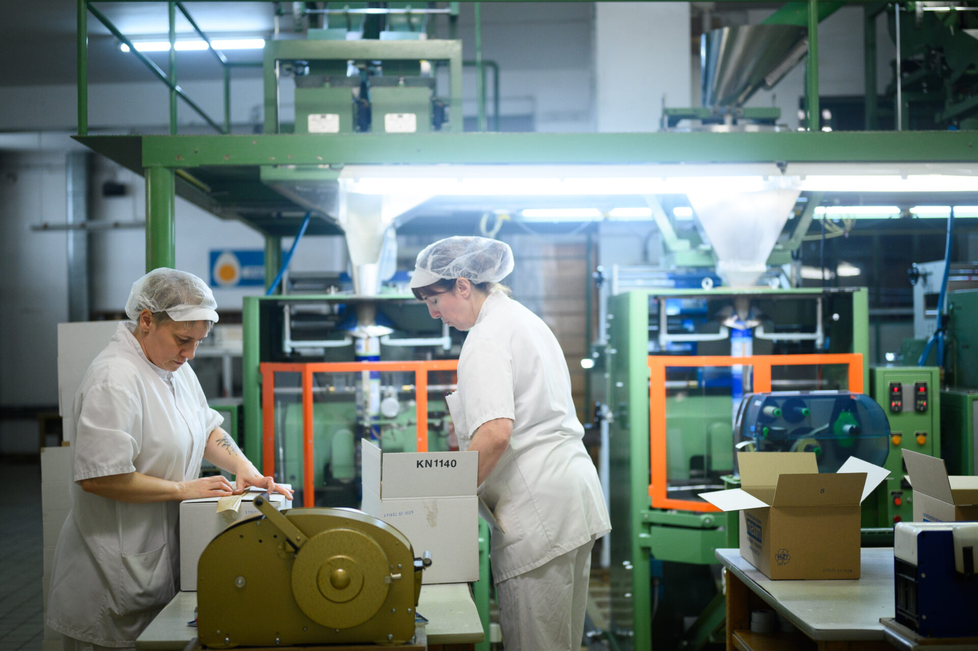 Depuis quatre générations, Maxim Pasta est implanté au centre d'Esch-surAlzette et fabrique des pâtes selon une recette traditionnelle. Plus que centenaire, l’entreprise familiale est présente dans tous les magasins du pays avec une quarantaine de sortes de pâtes différentes (crédit: Anouk Flesch)