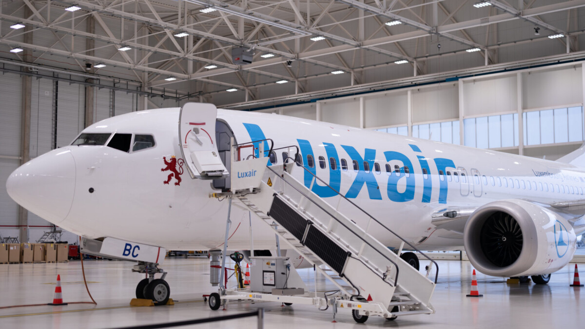 Luxair franchit une nouvelle étape dans le renouvellement de sa flotte avec l’arrivée de ses deux premiers Boeing 737-8 en propriété