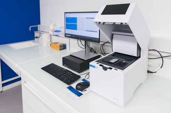 Instruments de mesure et d’analyse utilisés au sein du laboratoire d’ABL à Luxembourg-Ville (crédit :Emmanuel Claude / Focalize)