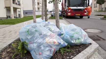 Au Luxembourg, des asbl ont été créées pour assumer la Responsabilité élargie des producteurs (REP). Valorlux assure ainsi la collecte et le tri des déchets d’emballages. (crédit : Olivier Minaire / Valorlux) Gestion des déchets (3/5) : Quel est le cadre législatif ?