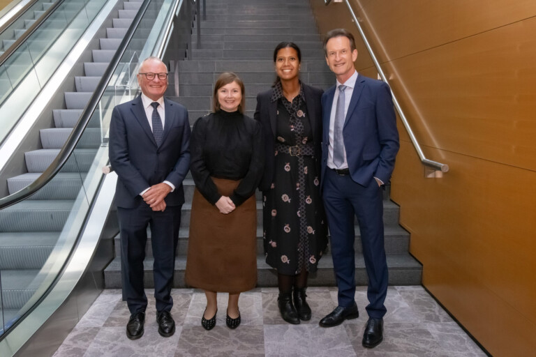 (De g. à d.) Fernand Ernster, président de la Chambre de Commerce; Christel Chatelain, directrice Affaires économiques de la Chambre de Commerce;  Anne-Sophie Alsif, cheffe économiste de BDO France et Carlo Thelen, directeur général de la Chambre de Commerce (crédit: Michel Zavagno / Agence Blitz)